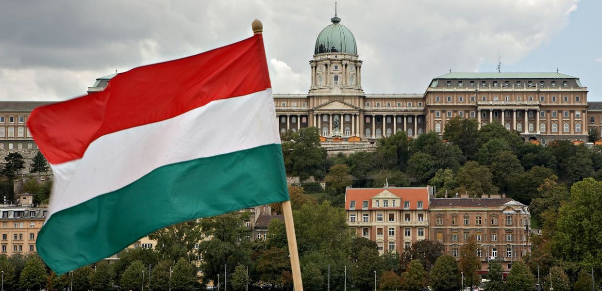Венгрия гражданство для русских португалия или испания что лучше для проживания